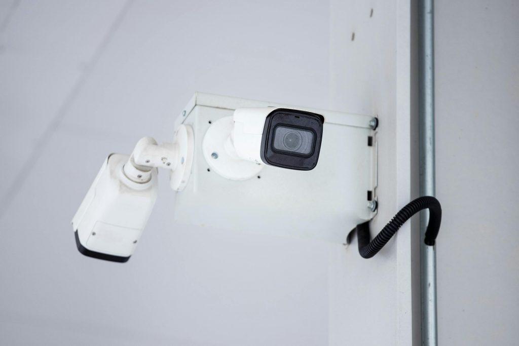 Telecamere private con visione sulla strada